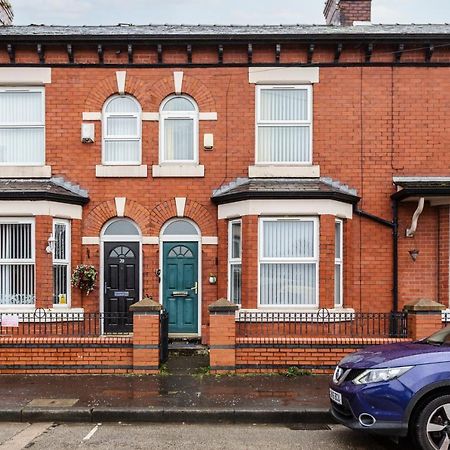 Clayton House - Spacious Home Near Etihad Stadium Manchester Dış mekan fotoğraf
