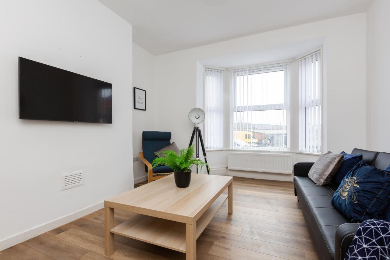 Clayton House - Spacious Home Near Etihad Stadium Manchester Dış mekan fotoğraf